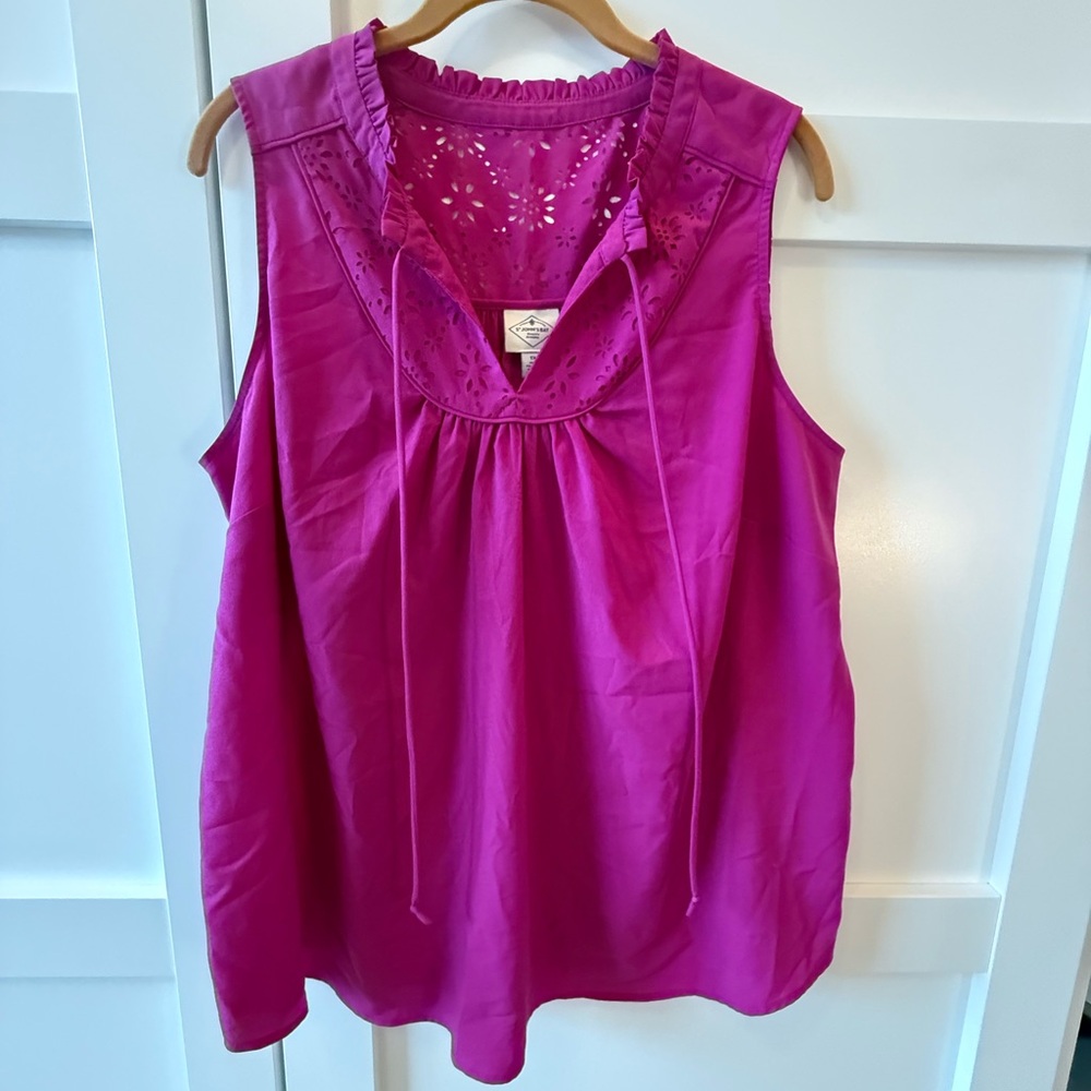 St. John's Bay Fuchsia Sleeveless Blouse